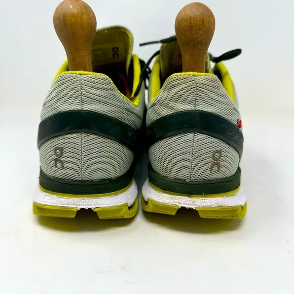 ON Cloud Running Men's green Cloudsurfer Running Shoe Sneakers size 12. See pic