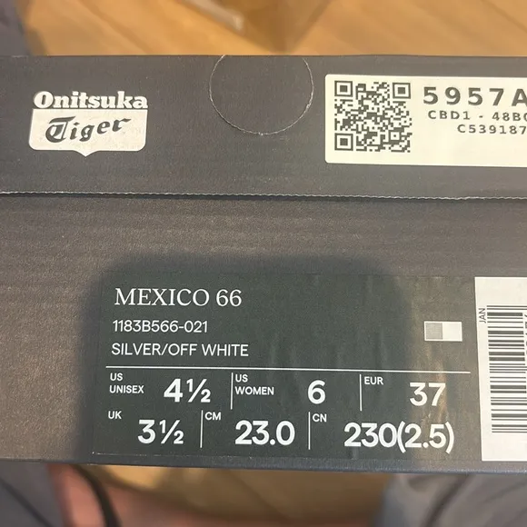 Onitsuka Tiger Mexico 66 Silver Off White
