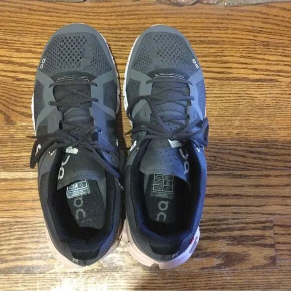 ON Running Cloud Trainer Sneakers