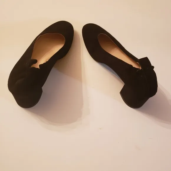 Original Everlane slip on shoes