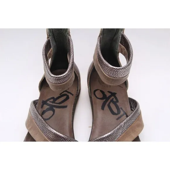 Otbt Sandals Strappy Leather Womens Shoes Back Zip Sz 8.5