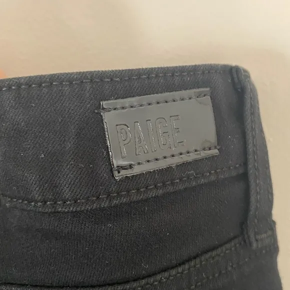 Paige High Rise Manhattan Jeans in Black Shadow Size 32 Gently Used