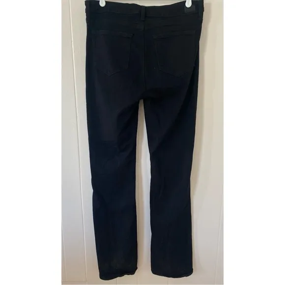 Paige High Rise Manhattan Jeans in Black Shadow Size 32 Gently Used