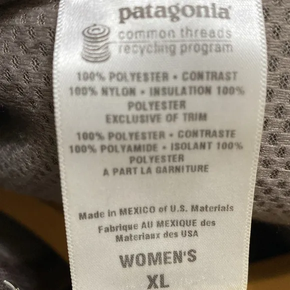 Patagonia full zip hooded jacket brown womens size XL