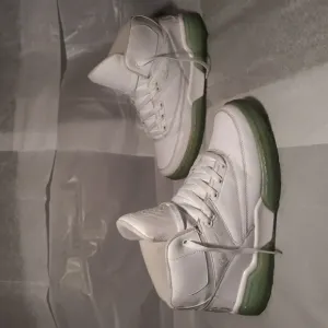 Patrick Ewing Sneakers, Men size 13