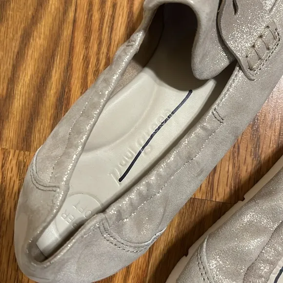 Paul Green women Oxford flat shoes size 6 shiny cream NWOB
