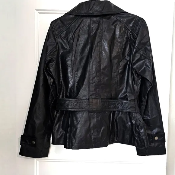 Pelle Women's Black Leather Belted Jacket sz large