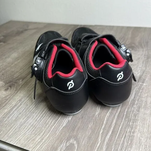 Peloton, stationary bike clip on shoes with clips