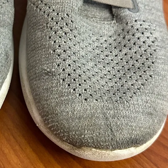 Peter Millar Crown Sport Hyperlight Glide Gray Knit Sneakers Shoes Size 11 Mens