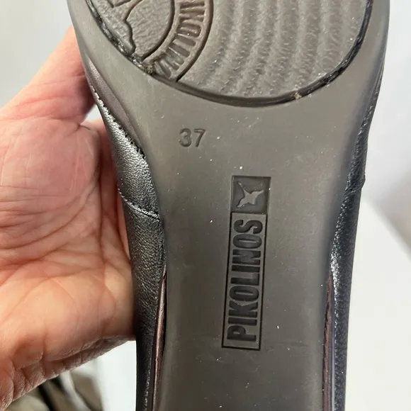 Pikolinos Black Flat Women's Shoes, NWOB, size 37