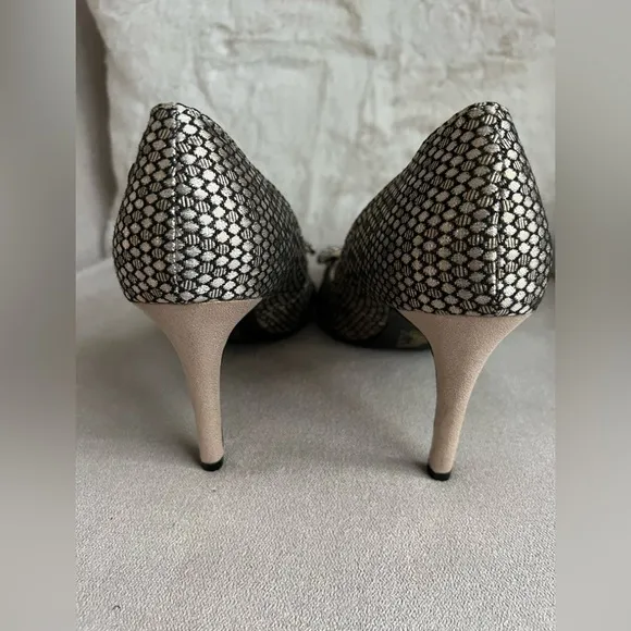Pre-Owned Ruby Shoo Jenna Women's Heels Metallic Black Silver Gold Bow Size 9
