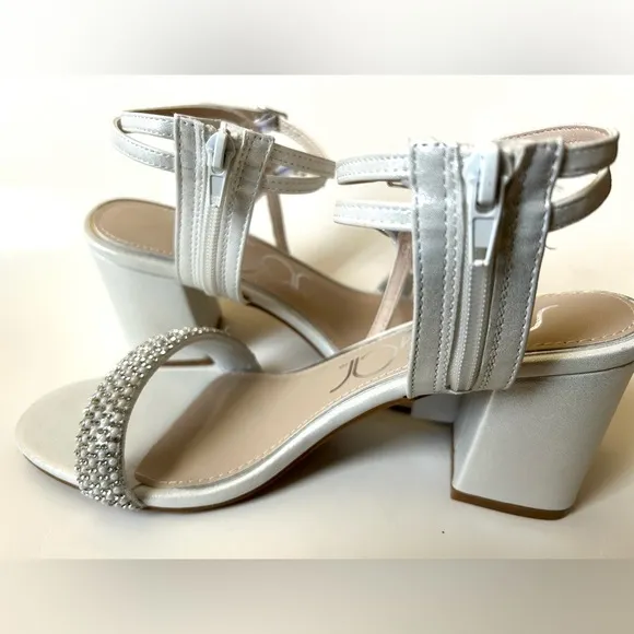 Prom shoes Strappy heels pale metallic silver mini pearls special occasion shoes