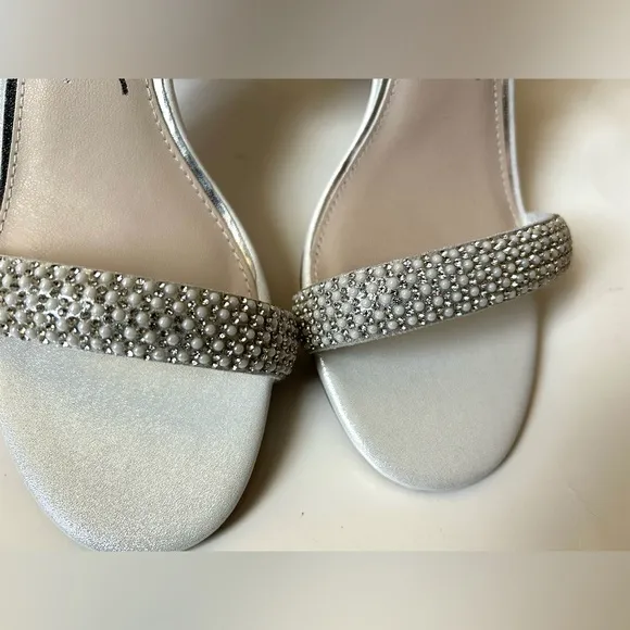 Prom shoes Strappy heels pale metallic silver mini pearls special occasion shoes
