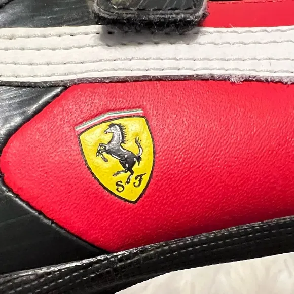 Puma Sport Lifestyle Ferrari Red Leather Sneakers Shoes Kids Youth Size 1.5
