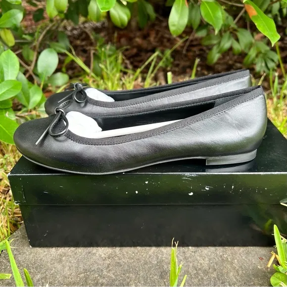 Purificacion Garcia Women’s Ballet Shoes Size 7.5 Black Slip On Flats Leather