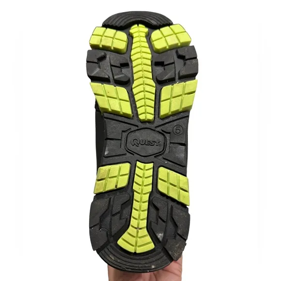 Quest Boys’ Menace Green and Black Boots