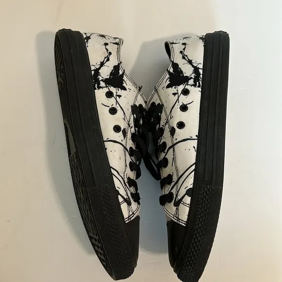 RAAD SHOP BLACK SPLAT TRAINNING MEN’S 8.5 Women’s 10