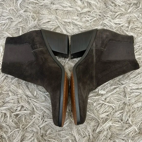 Rag &amp; Bone Razor Suede Western Chelsea Ankle Boots in Asphalt $495 size 8.5