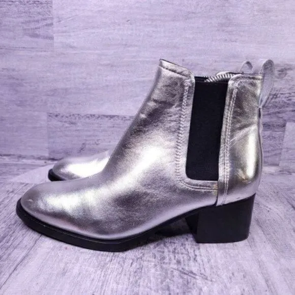 Rag &amp; Bone Walker Leather Slip on Chelsea Ankle Boot Silver sz 35 Women's sz 5
