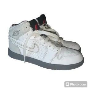 Rare Jordan 1 Retro 93’ Bugs Bunny 580516-107 youth sneakers shoes Sz 3Y