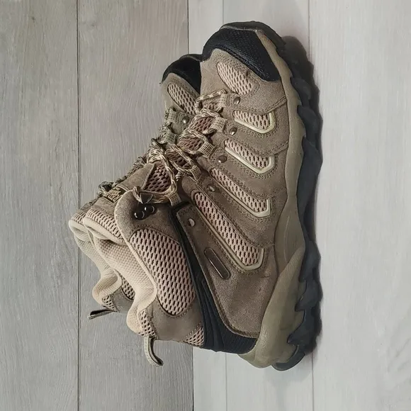 Red Head Front Range Womens Outdoor Hiking Comfort Boots shoes sz 8.5M