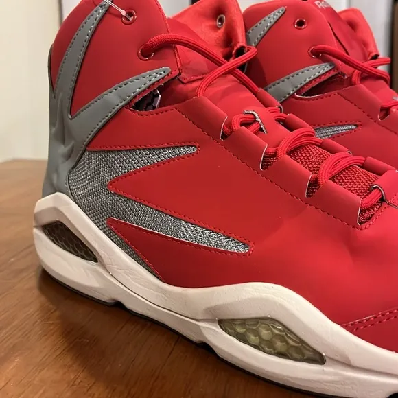 Reebok Blast Basketball Shoes Sneakers new red grey Mens Size 11