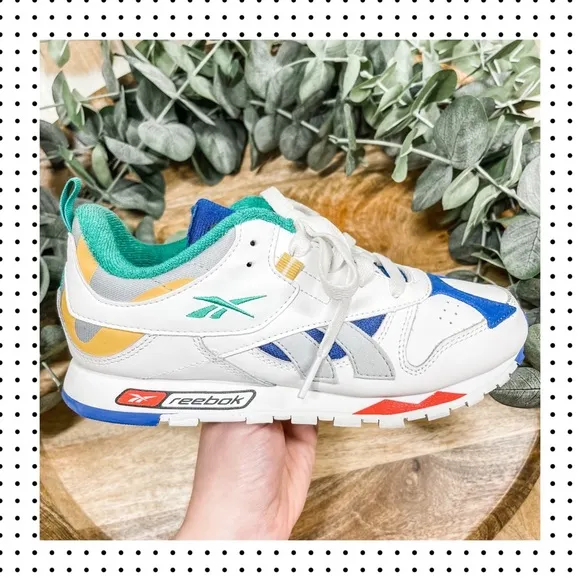 Reebok - Classic Leather Running Sneakers 4Y