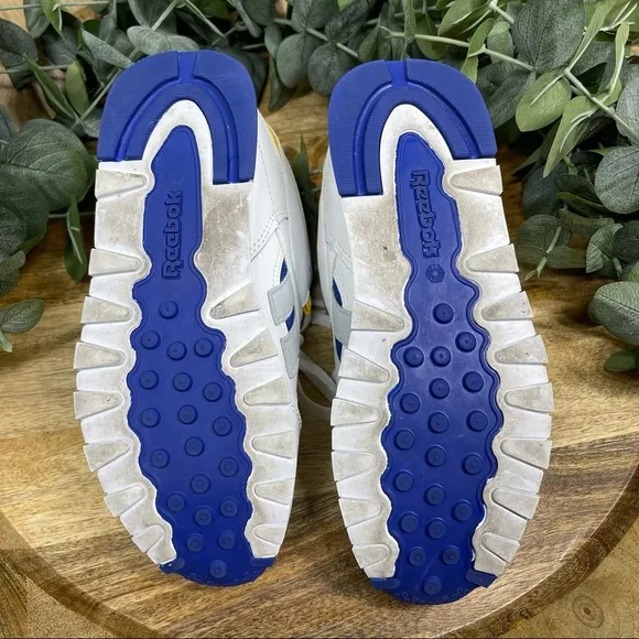 Reebok - Classic Leather Running Sneakers 4Y