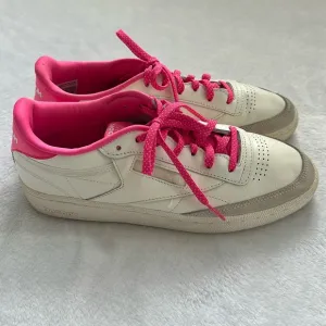 Reebok Club C 85 Women’s Low Top Retro Sporty Casual White Pink Sneakers 10
