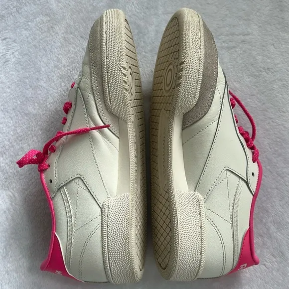 Reebok Club C 85 Women’s Low Top Retro Sporty Casual White Pink Sneakers 10