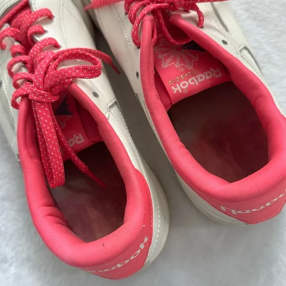 Reebok Club C 85 Women’s Low Top Retro Sporty Casual White Pink Sneakers 10