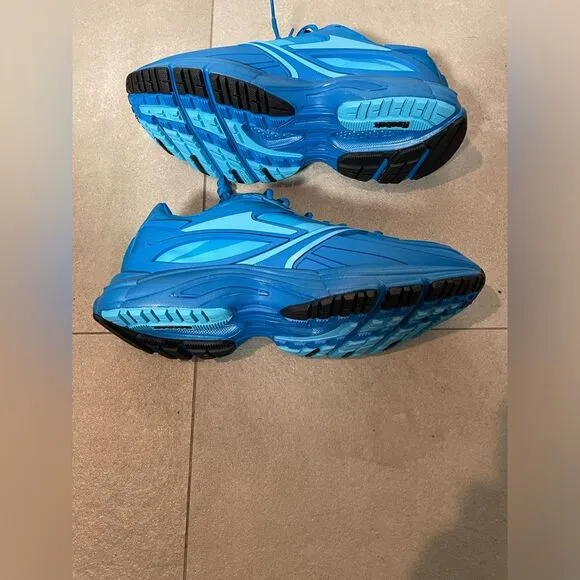 Reebok Premiere Road Runners Mens 10 US - Blue Running Sneakers - Workout Shoes