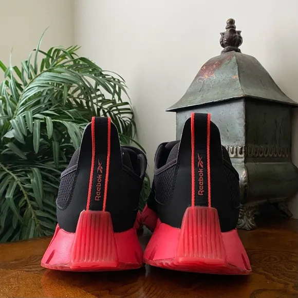 Reebok ZIG DYNAMICA RUNNING Sneakers