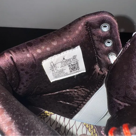 Retro Jordan 2’s Maison Chateau Rouge