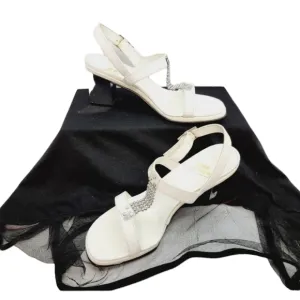 Rinaldi by Luigino/Stra‎ White Sandals - Metal Front Mirror Heels Size Size 6.5