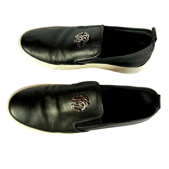 Roberto Cavalli Black Leather  slip on shoes in excellent condition.Size EU 44.