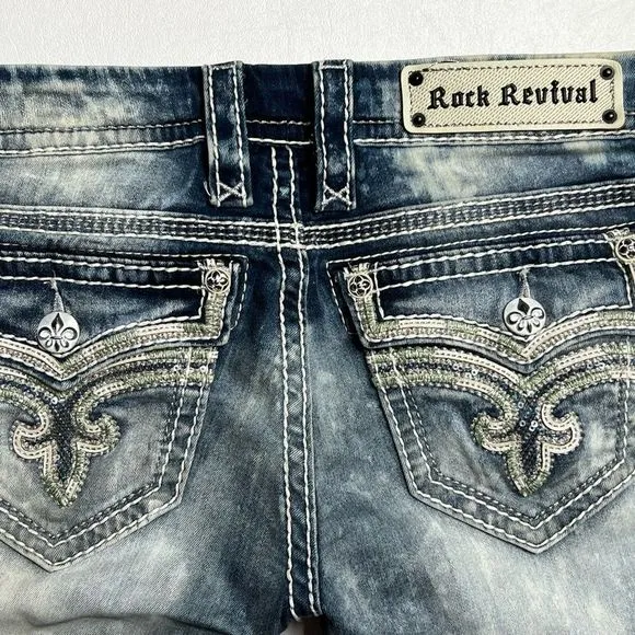 Rock Revival | Factory Distressed Blingy Xia Capri