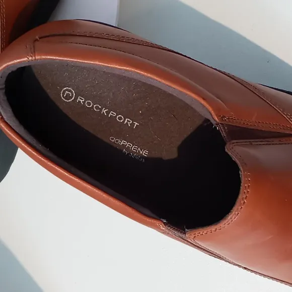 Rockport - Men's Leather Slip On Dress  Loafer w/Bike Toe -  British Tan -12M