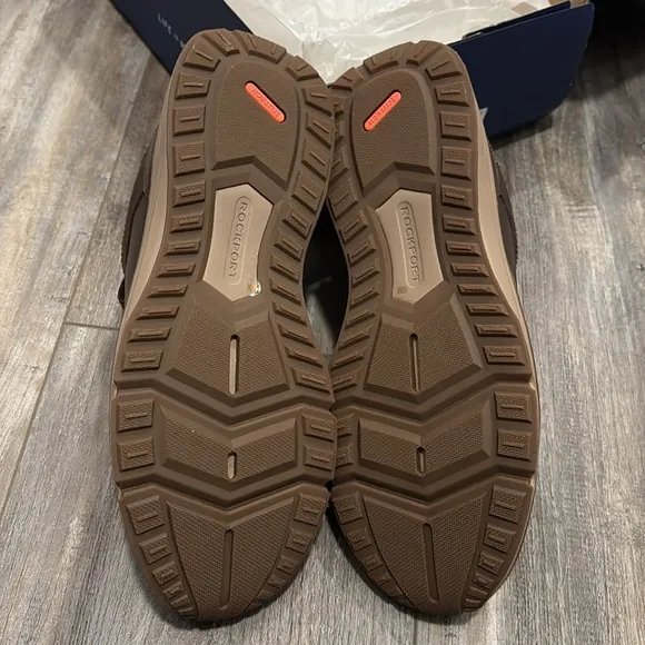 Rockport Weston Dark Brown Casual Laced Shoe size 10 NEW