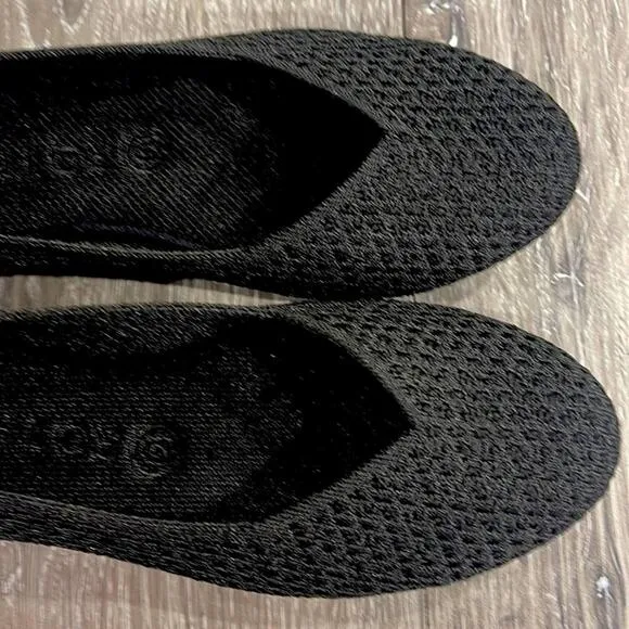 Rothys honeycomb round toe size 5 flat woman’s shoes