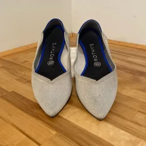 Rothy's Light Gray Point Toe Slip On Ballet Flat Loafer Shoes Size 10 1/2
