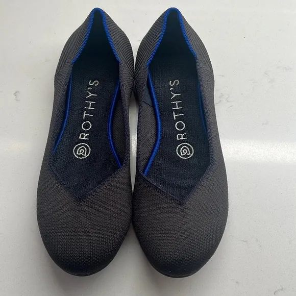 Rothy’s Round-Toe Ballet Flat Shoes Womens Size 6