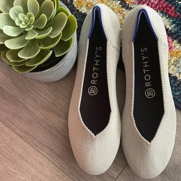 Rothy’s round toe size 7.5 light gray woman’s flat shoes