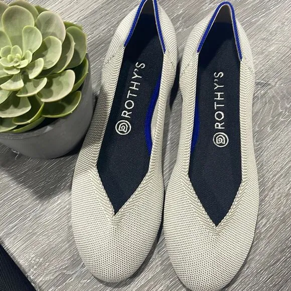 Rothy’s round toe size 9.5 light gray woman’s flat shoes