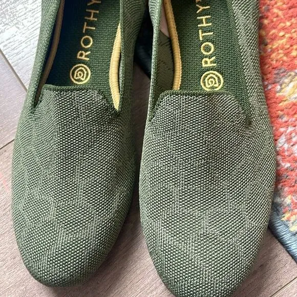 Rothys safari green size 10.5 woman flat loafer shoes