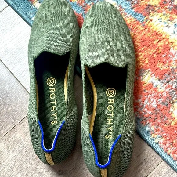 Rothys safari green size 10.5 woman flat loafer shoes