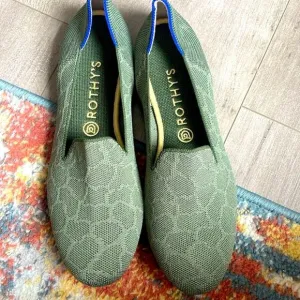 Rothys safari green size 10.5 woman flat loafer shoes
