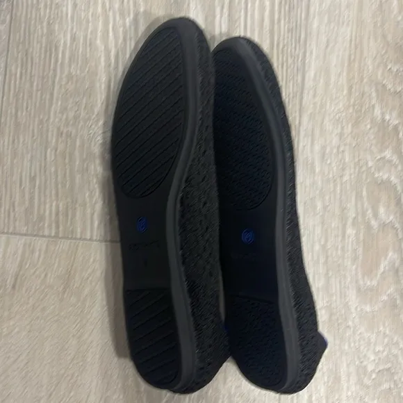 Rothys size 8.5 honeycomb black round toe flat woman’s shoes