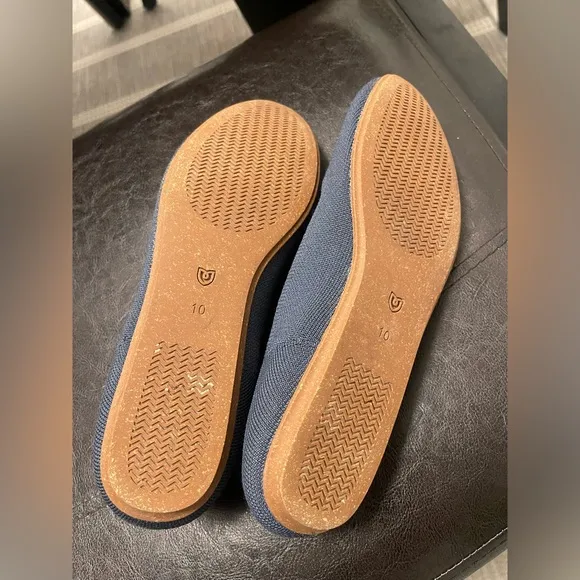 Rothy’s the flat in navy shoes US 10