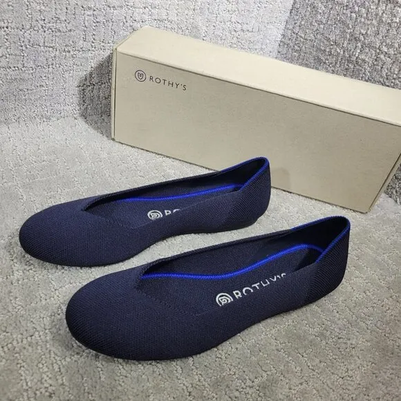 Rothys The Flat Maritime Navy Round Toe Flat Slip-on Shoes Women's Size 6, 7.5